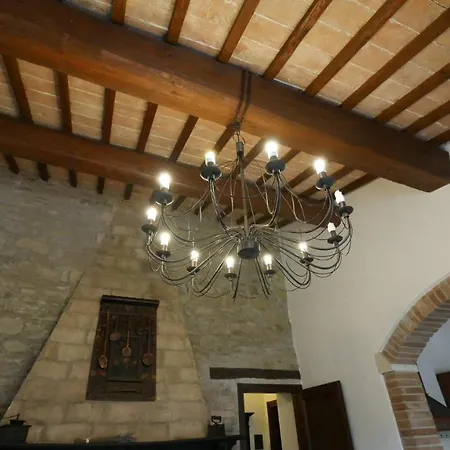 Casale Sul Trasimeno Kır Evi
