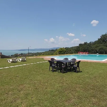 Casale Sul Trasimeno סן פליצ'יאנו