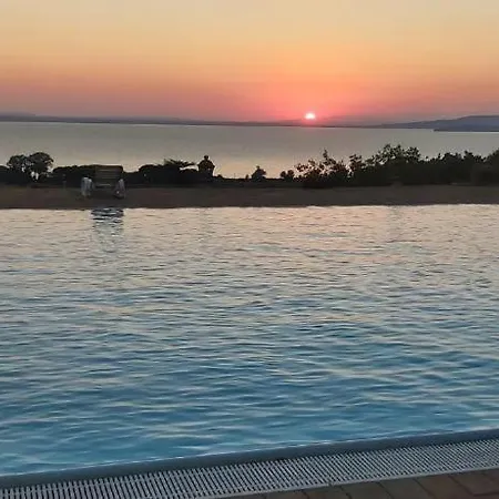 Casale Sul Trasimeno * San Feliciano